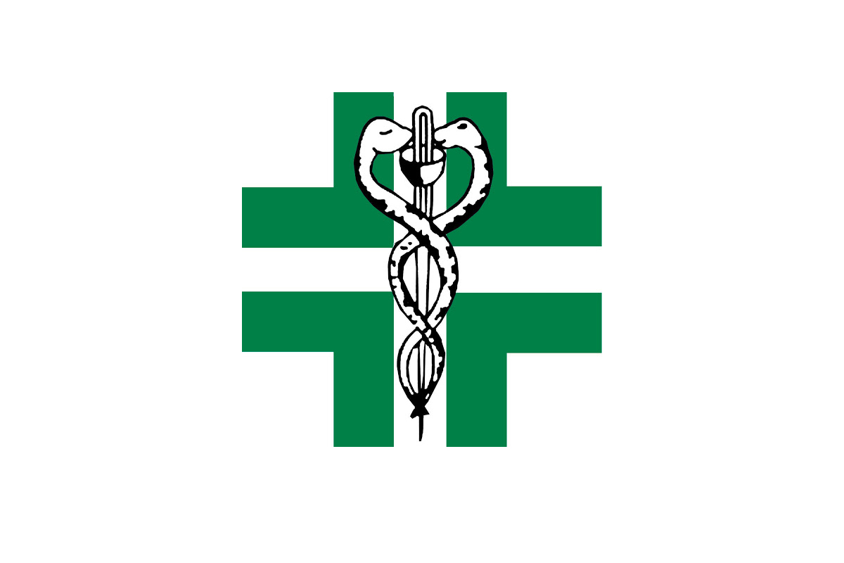 Croce verde, che funge da immediato segnale di sicurezza. Al suo interno si trova il Caduceo, un bastone alato con due serpenti attorcigliati
